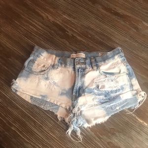 Bullhead slouchy short